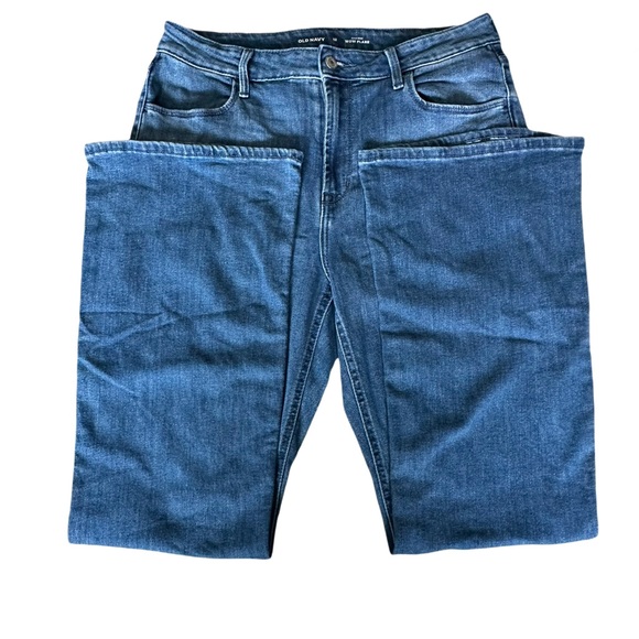 Old Navy Wow Flare Jeans - Picture 2 of 4